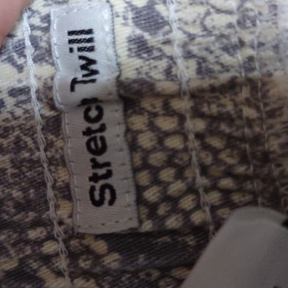 Fresh Prints of Bel-Air shorts animal print Gray - Picture 7 of 10